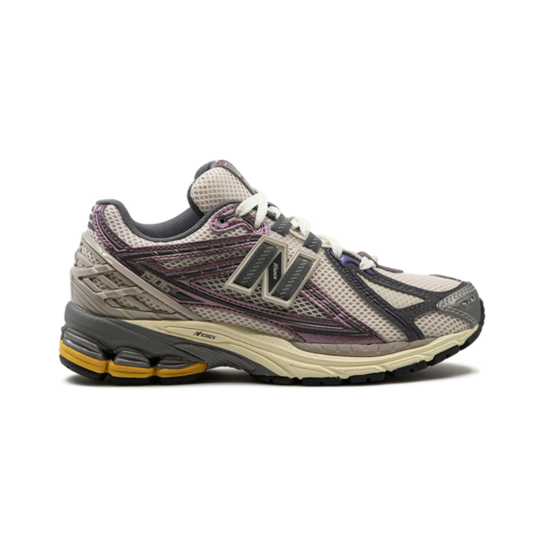 New Balance 1906R "LICORICE"